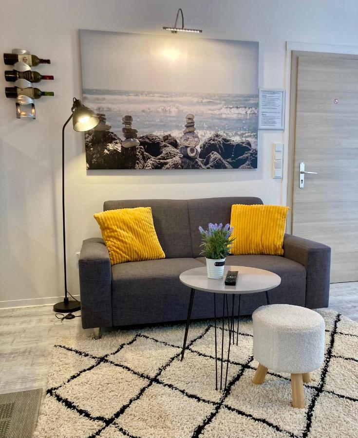 Living At Saarpartments - Adultsonly - Business & Holiday Homes With Kitchen For Long- And Short Term Stay, 3 Min To St Johanner Markt And Points Of Interest Sarrebruck Extérieur photo